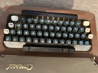 Pisaci stroj Consul, model 1504 - 2