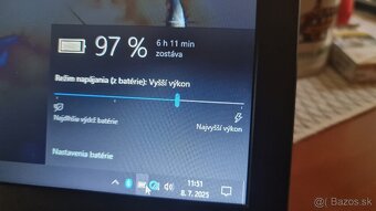 Predám Acer Extansa15/nová batéria/8gb ram/Intel i3/W10 - 2