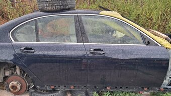 Rozpredam bmw e66 730d na diely - 2