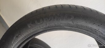 Kumho 215/55//R17 letné - 2