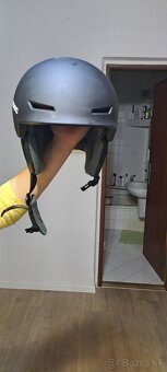 Lyžiarska prilba - 2