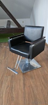 Kadernícke kreslo - 2