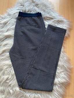 Dámske elegantné nohavice zn. Esmara - 2