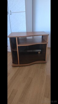 Retro Tv stolík - 2