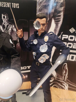 T-1000 Present Toys 1/6 Ne Hot Toys + druhá figurka zdarma - 2