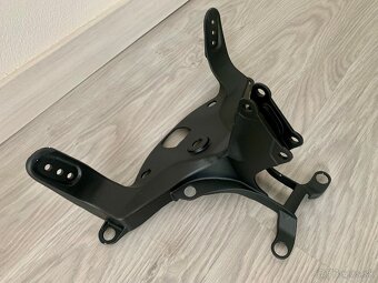 Predám držiak - lešenie pre Yamaha YZF R1 - 2