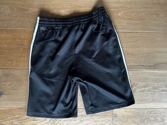 Šortky ADIDAS, velkost 174 - 2