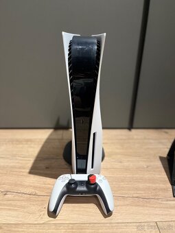 Predám PS5 + príslušenstvo - 2