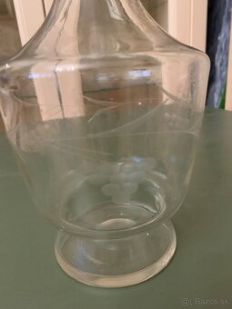 Stará sklenená karafa, fľaša s výbrusom - 2