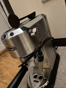 delonghi kavovar - 2