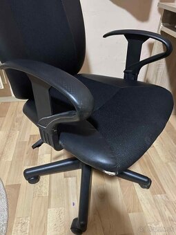 Kancelárska stolička - 2