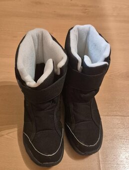 Snehule decathlon 37 - 2