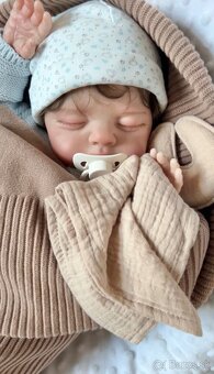 Realistická bábika Marko - 2