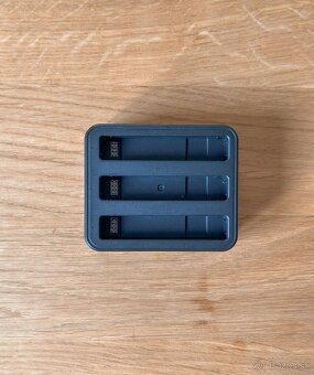 Insta360 X4 Fast Charge Hub - 2