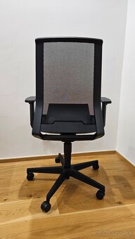 Kancelárska stolička - 2