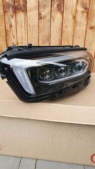 Mercedes Benz Led svetlomety - 2