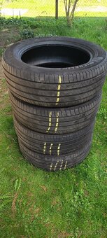 Letné 4 kusy 215/55 R17 - 2