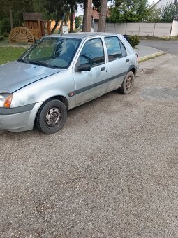 Ford fiesta - 2