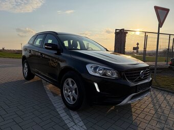 VOLVO XC60 - 2