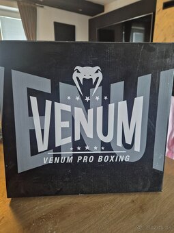 Predam topánky Venum - 2