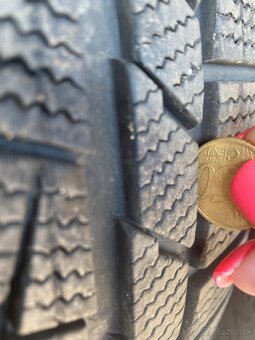 Zimné pneumatiky 225/60 r18 - 2