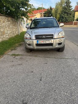 Predám Hyundai Tucson crdi 4x4 - 2