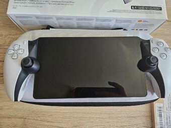 Predám Playstation portal - 2