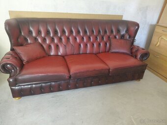 kožena sedačka CHesterfield - 2