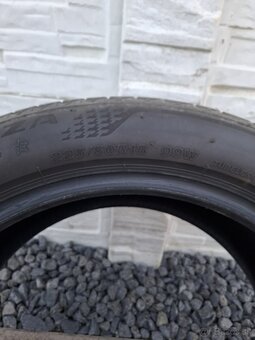 Predam letne pneu 225/50R18 - 2
