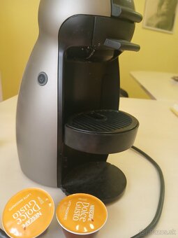 Predám kávovar dolce gusto - 2