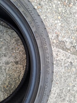 Predam pneu Good Year 225/40R18  1ks letná pneu 08/22 - 2