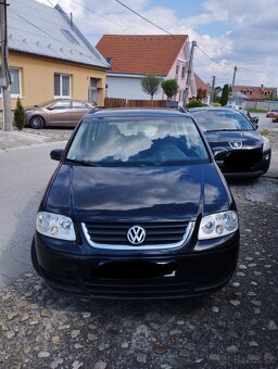 Volkswagen Touran - 2