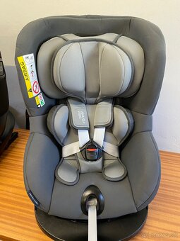 Rotačná autosedačka BRITAX RÖMER Dualfix M i-size - 2