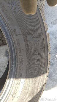 235/65 R17 zimné - 2