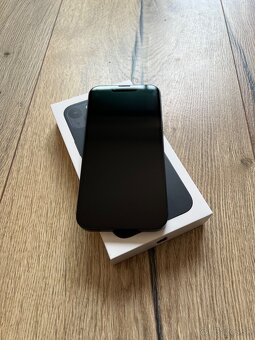 iPhone 13 128GB - 2