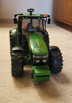 Bruder traktor John Deere 7930 - 2