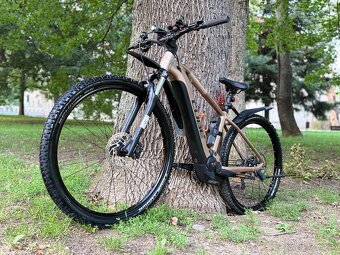 Cube Reaction Hybrid Performance 625 – 272 km – TOP stav - 2