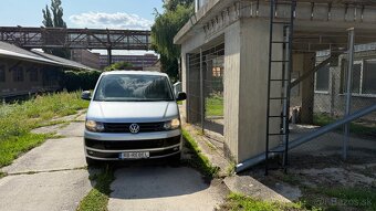 Volkswagen Transporter T5 - 2