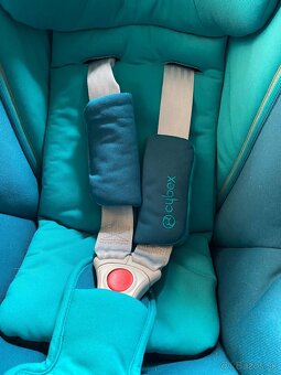 Autosedacka Cybex Aton 5 plus Maxi Cosi Pebble - 2