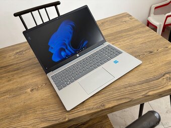 /HP/Notebook/4GB RAM DDR5/128GB NVMe SSD/Intel/2GB - 2