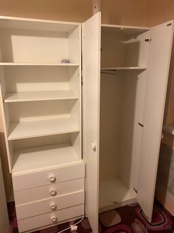 Nabytok do detskej izby + pisacie stoliky - 2