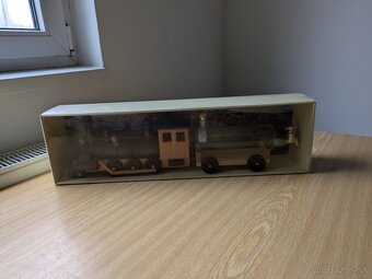 Vláčik – fľaška - 2