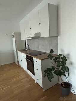 Kuchyňu KNOXHULT - 2