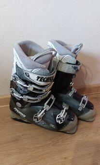 Set lyže a lyžiarky - 2