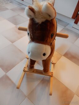 Hojdací koník - 2