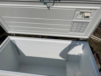 mraziak Vestfrost hf396 - 2