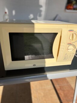 Predám mikrovlnku - 2