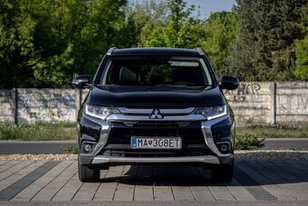 Mitsubishi Outlander 2.2 DI-D Intense+ A/T - 2