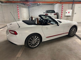 Fiat 124 Spider - 2