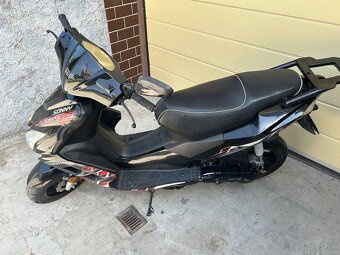 Skuter 50ccm - 2